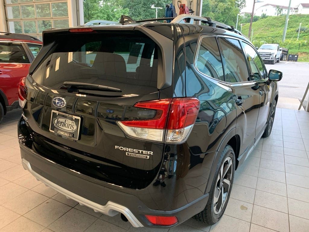 2023 Subaru Forester Touring