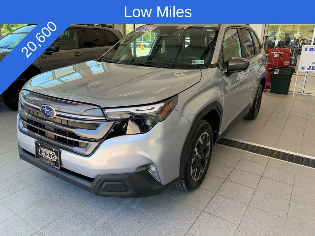 2025 Subaru Forester Premium