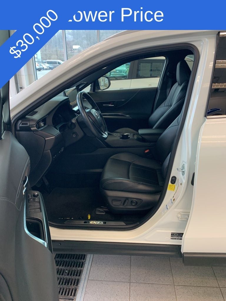 2021 Toyota Venza XLE