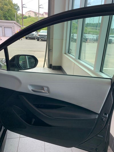 2025 Toyota Corolla Hatchback SE