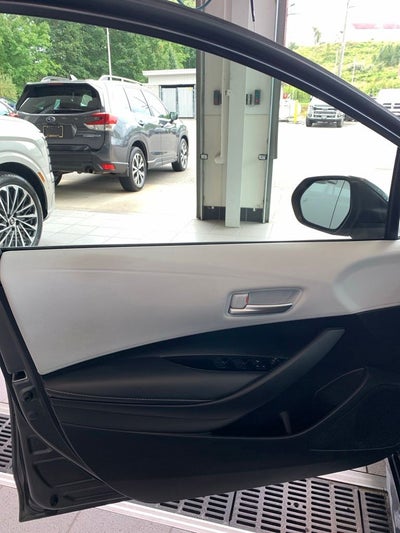 2025 Toyota Corolla Hatchback SE