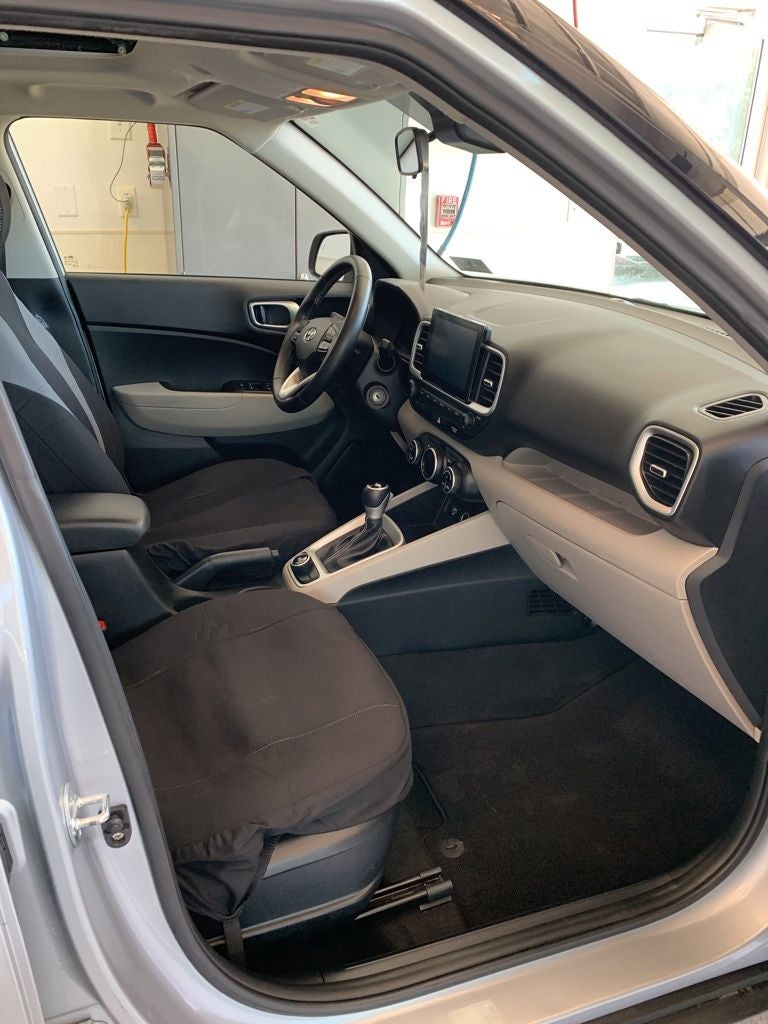 2023 Hyundai Venue SEL