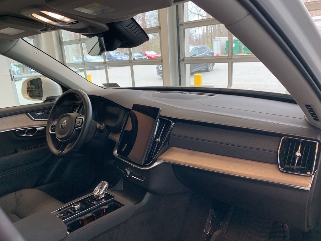 2025 Volvo XC90 B6 Plus 7-Seater 2025.5