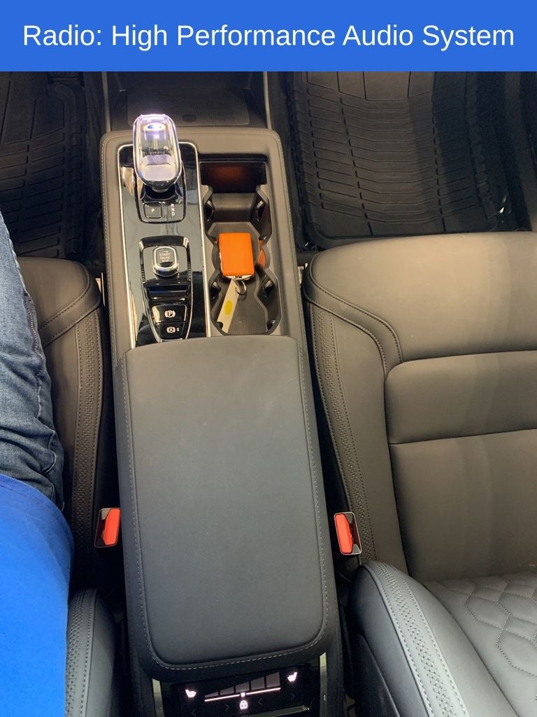 2025 Volvo XC90 B6 Plus 7-Seater 2025.5