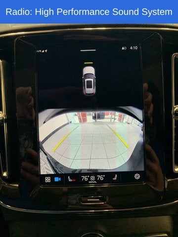 2025 Volvo XC40 Plus Dark Theme